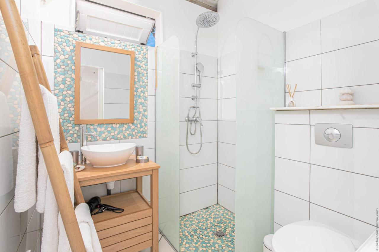 Bungalow Vanille Pacane Vue Mer avec Spa Privé Les Trois-Ilets Exterior foto