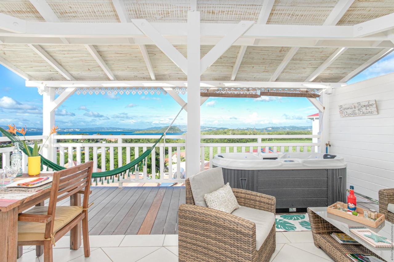 Bungalow Vanille Pacane Vue Mer avec Spa Privé Les Trois-Ilets Exterior foto