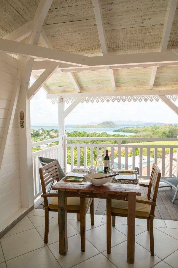 Bungalow Vanille Pacane Vue Mer avec Spa Privé Les Trois-Ilets Exterior foto